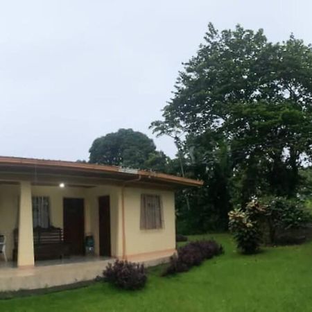 Villa Casa Vacacional Lolita La Fortuna Exterior foto